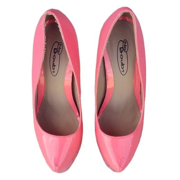 No Doubt heels - Picture 4 of 9